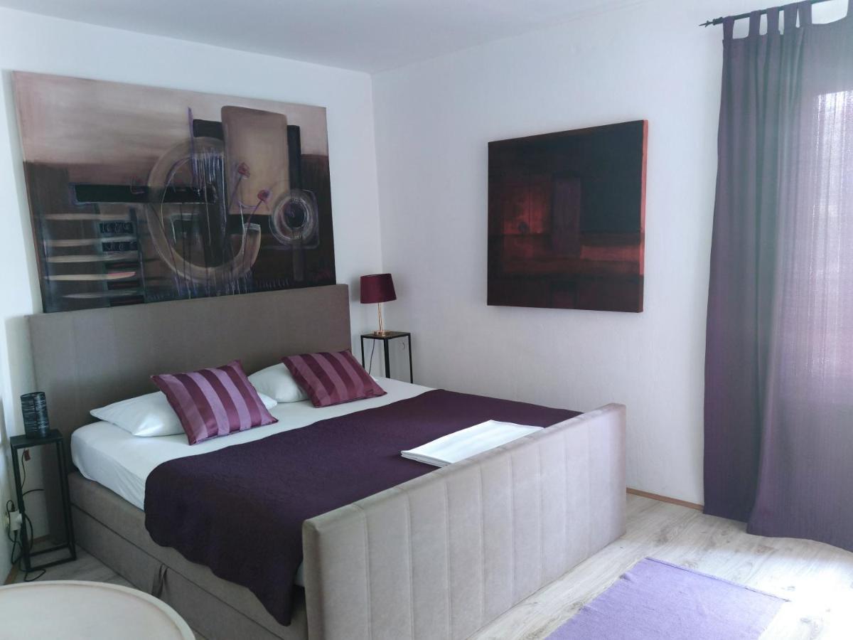 Art Gallery House With A Small Relaxing Pool Crikvenica Ngoại thất bức ảnh