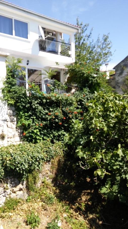 Art Gallery House With A Small Relaxing Pool Crikvenica Ngoại thất bức ảnh